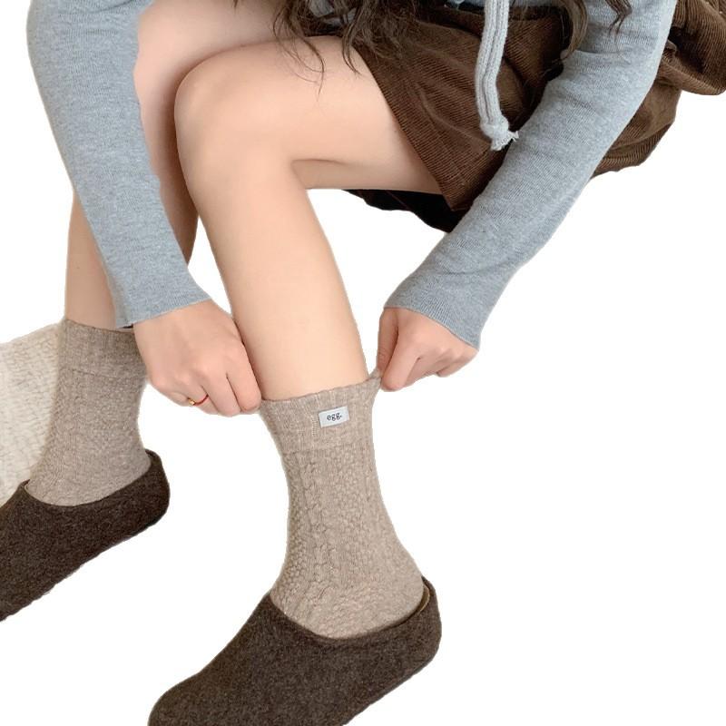 Cloth Label Wool Socks, Women's Mid-calf Socks, Autumn and Winter Linen Pattern Boneless Pile Socks, Women's Warmth