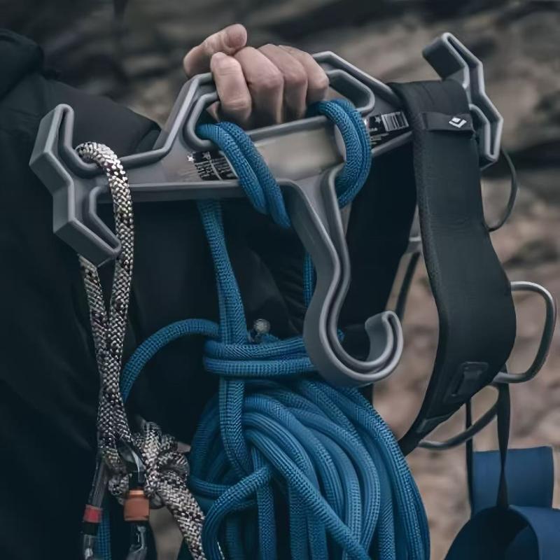 Heavy Duty Multi-Purpose Hanger Non-Slip Sturdy Clothing Rack for Outdoor Hunting Diving Gear Home Display Use