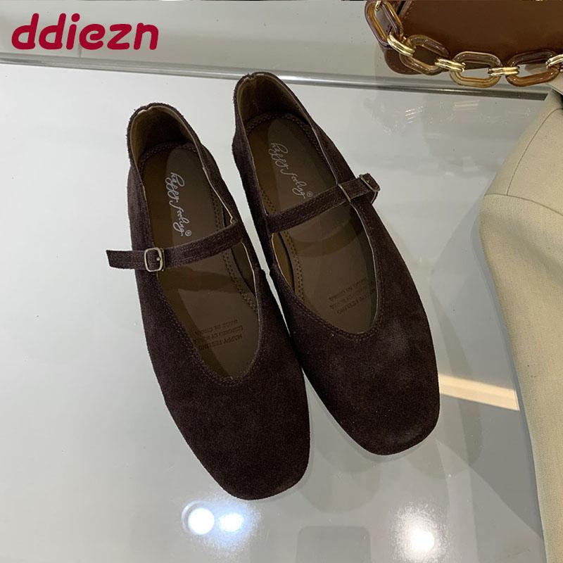 Mode Mode Schnalle Riemen Damen flache Schuhe Mary Jane Schuhe Freizeit Damen flache Schuhe für den Fuß Damen flache Schuhe Mit Schuhen Frühling Sommer Neu 2025
