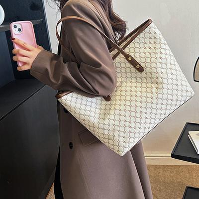 Umhängetasche mit großem Fassungsvermögen, Damenhandtasche aus PU-Leder für den Pendelverkehr und den Freizeitgebrauch, vielseitige Tragetasche