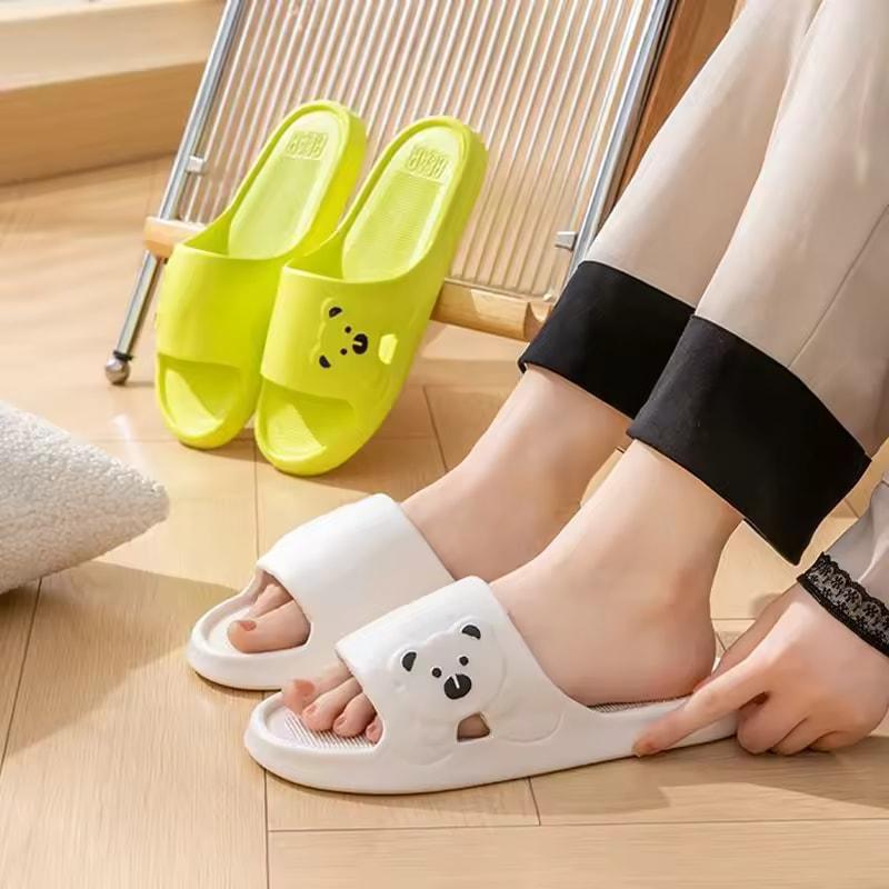 Summer Cartoon Bear Indoor Slippers for Women Lightweight Soft EVA Slides Woman Comfort Home Bathroom Non Slip Slippers