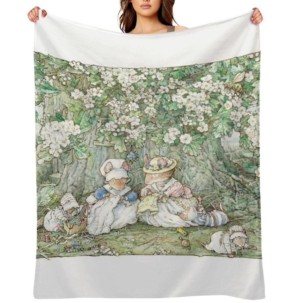 Brambly Hedge - Hawthorn Blossom and Babies Throw Blanket Luxury Thicken Decorative Throw Sofas Fashion Sofas Blankets