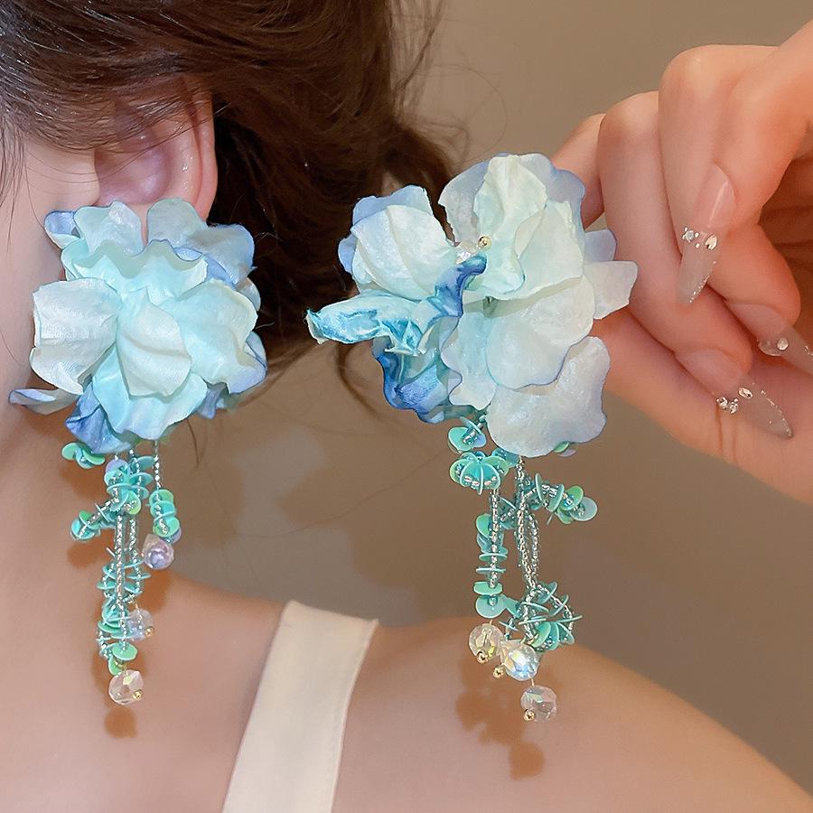 Silberne Nadel Strass Blume Quaste Brautohrringe, Vielseitige Ohrstecker für Damenmode.