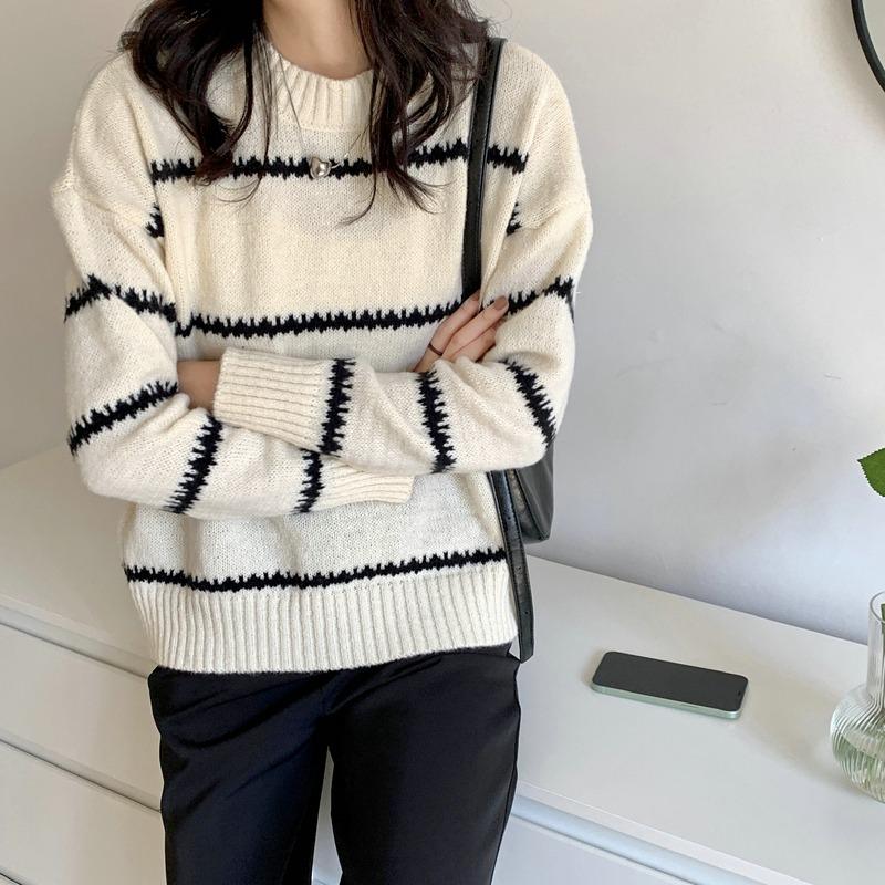 Korean Style Crew Neck Pullover Stripes Women's Sweater Autumn Winter Fashion New Casual Loose Long Sleeved Knitted Tops Office Lady Elegant Clothing