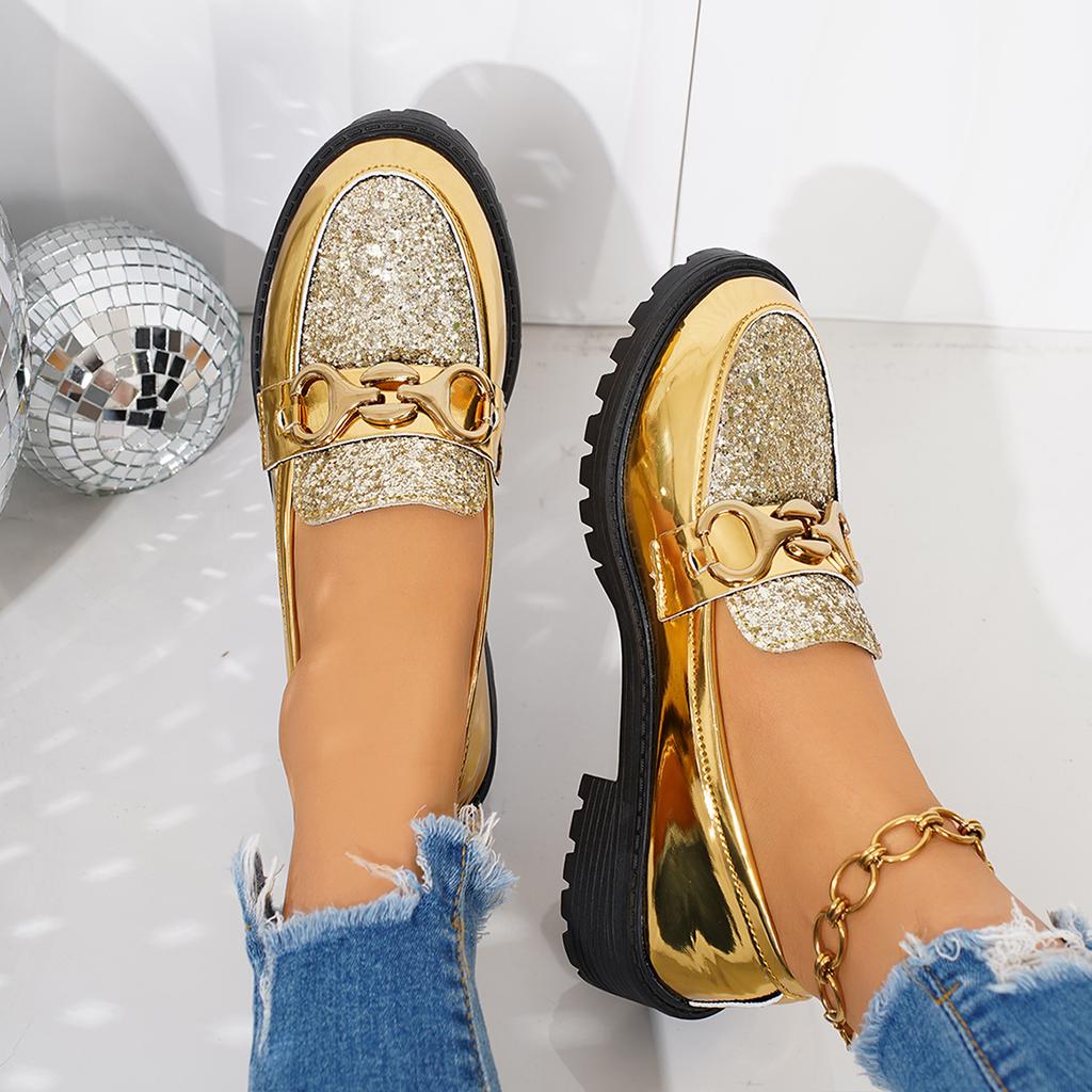 Fashion Women Loafers Plus Size Luxury Sneakers Women Spring Summer Comfort Slip on Flat Shoes Chain Platform Leather Casual Shoes Woman