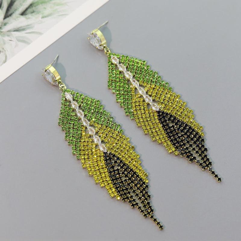S925 Silver Needle Rhinestone Tassel Earrings - Exquisite Long Claw Chain with Colored Diamonds, European & American Style