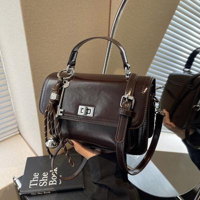 Portable Small Square Bag Women's New Oil Wax Leather Retro Solid Color Commuter Bag Simple Casual High-end Messenger Bag
