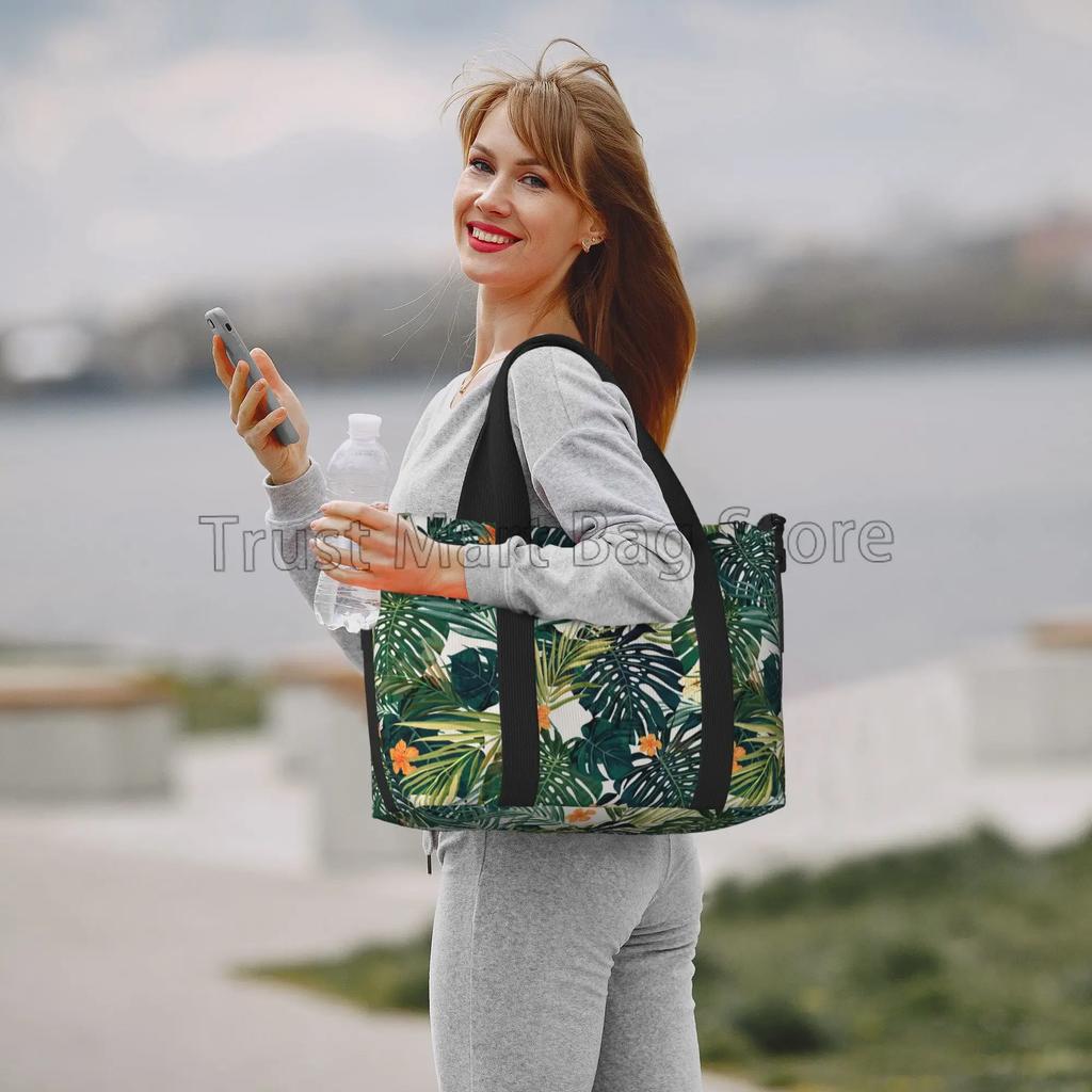 Hawaiian Palm Leaves Print Travel Duffle Bag Lightweight Waterproof Weekender Overnight Bags Unisex Foldable Workout Handbag