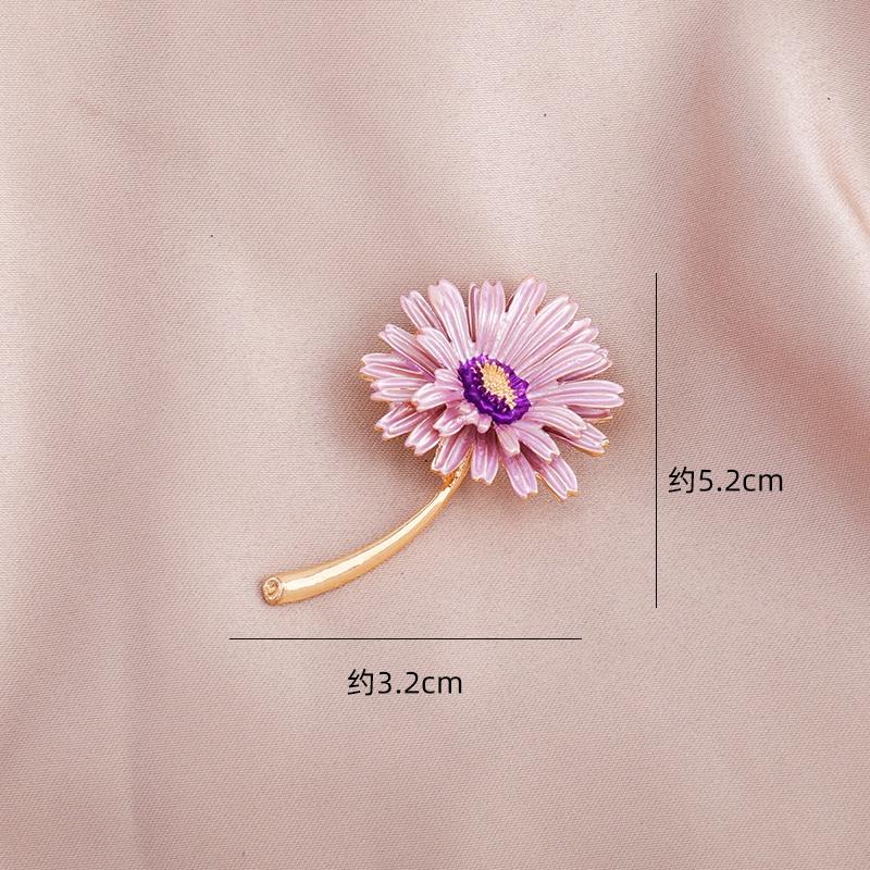 2022 New Daisy Flower Enamel Pin Women Retro Pins Brooches Fashion Brooch Hijab Pins Bouquet Clothing Jewelry Gift for Women