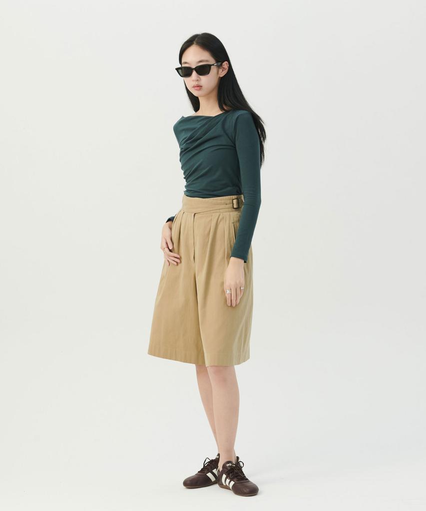 Nubaibeu V-Neck Off-Shoulder Shirred Long Sleeve T-Shirt [Green]