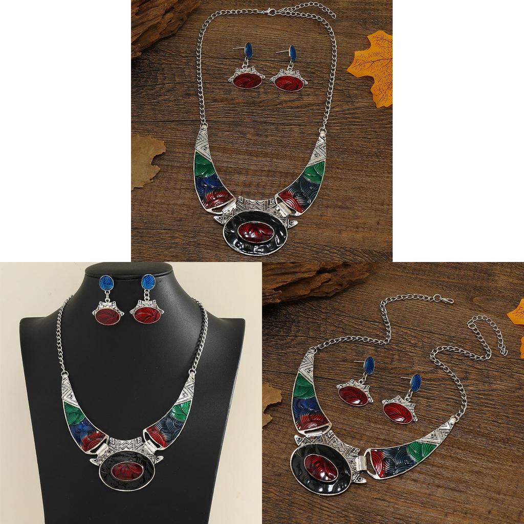 Retro Style Alloy Pendant Necklace With Water Wave Chain For Wedding Celebration