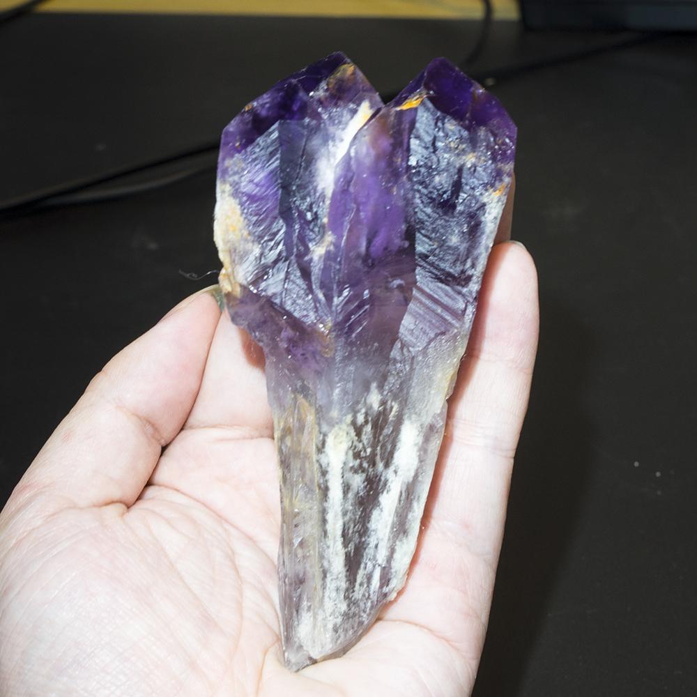 Natural Uruguay Amethyst Backbone Crystal Scepter Wand Single Point Cluster Crystal Wand Home Decoration Mineral Specimen Gift