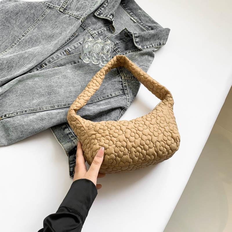 Versatile And Stylish Pleated Cloud Shoulder Bag For Women With Soft Fabric Design