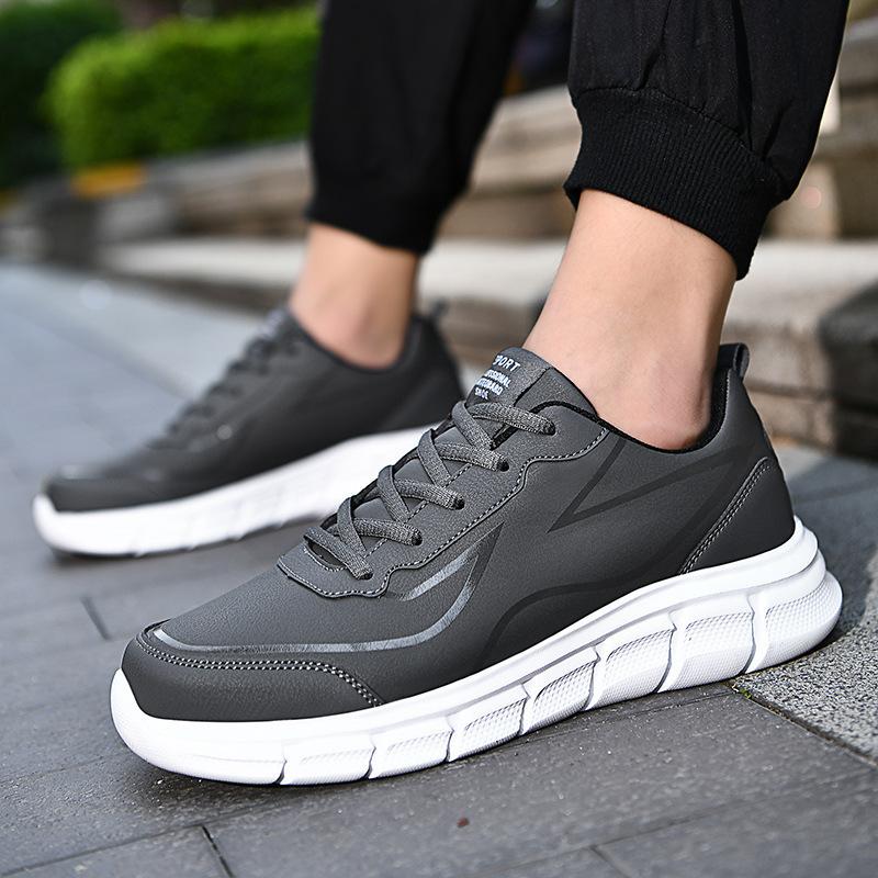 Casual leather shoes pure black shoes large size autumn waterproof and non-slip chef shoes