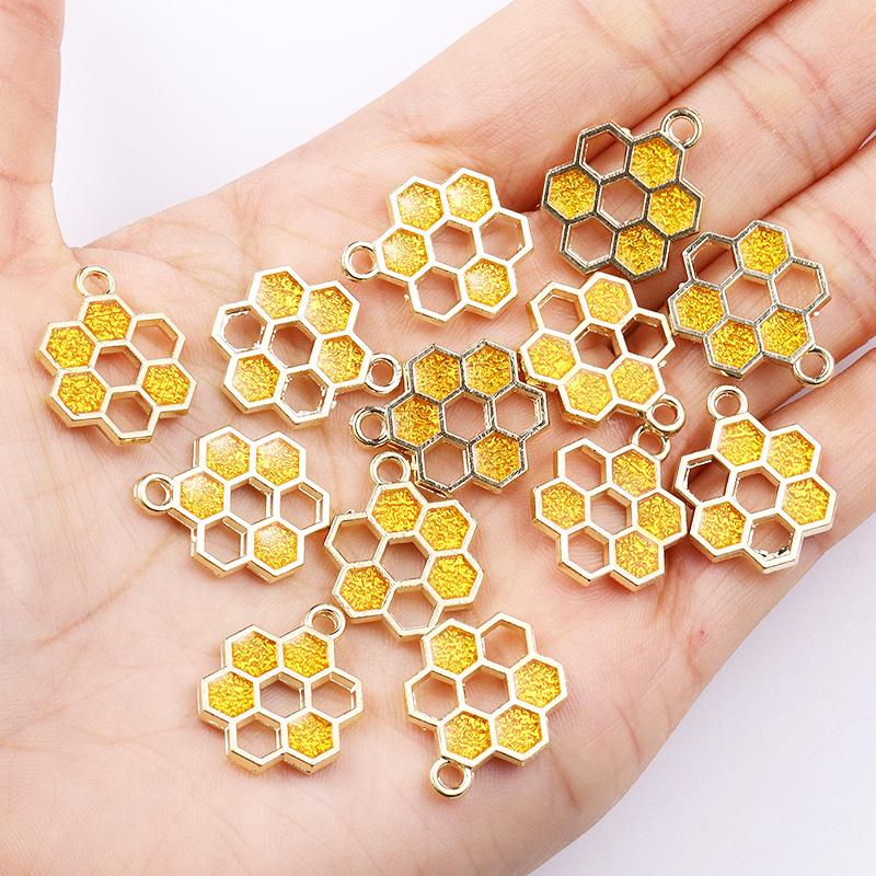 10Pcs 22*17mm Gold Colour Alloy Enamel Bee Pendant Oil Dripping Animal Charms for Jewelry Making DIY Necklace Earrings Accessory