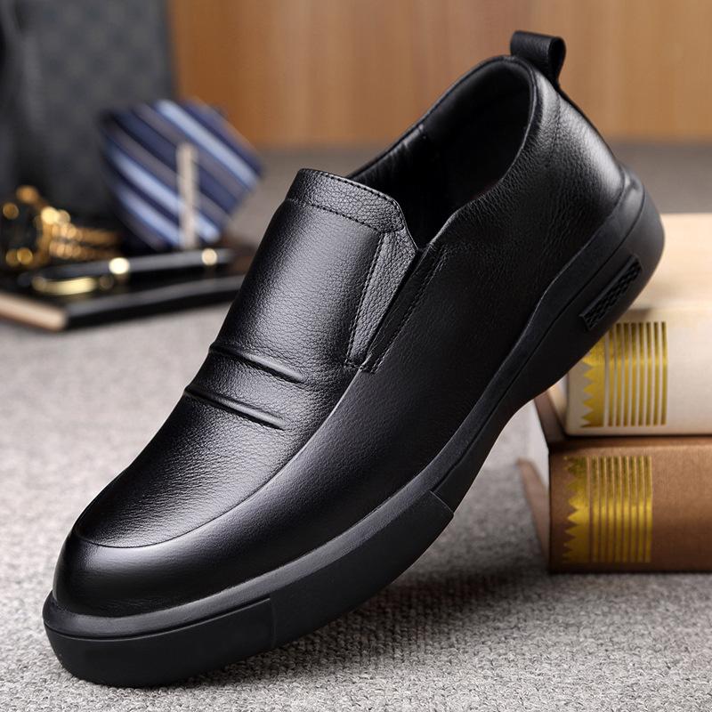 Spring New 2025 Leather Shoes Men's Casual Wear-resistant Soft Round Head Breathable Business Dress Shoes Dad Driving Men's Shoes