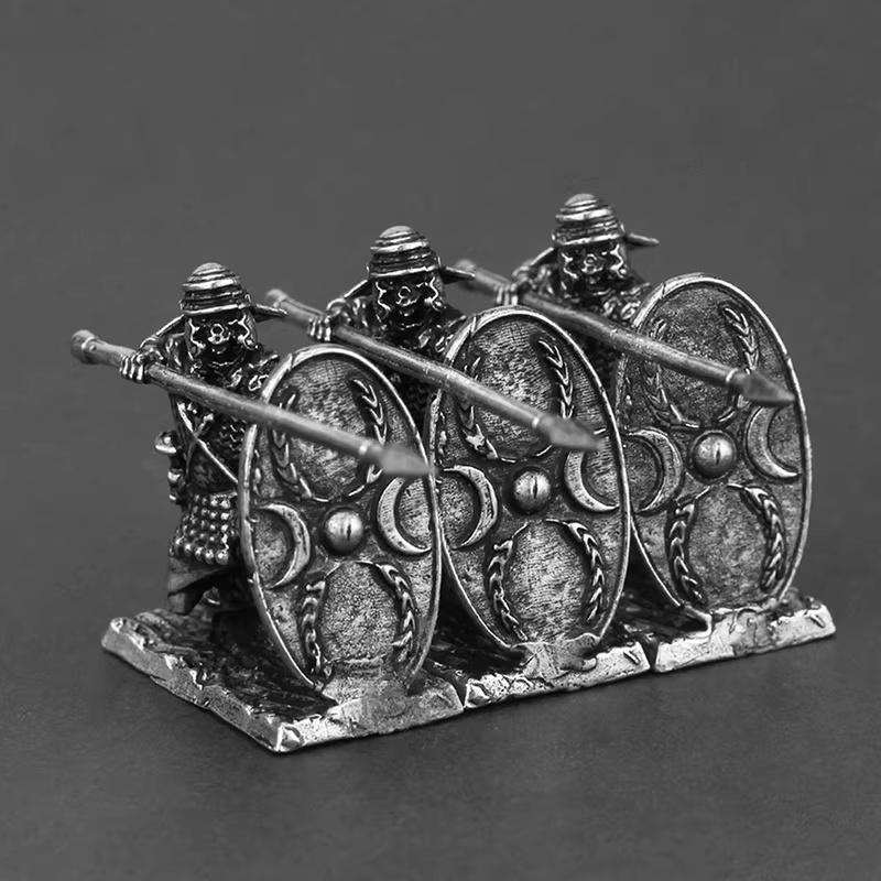 Metal Roman Legion Soldier Model Tabletop Game Spear Phalanx Figure Unpainted Collectible Desktop Car Decor