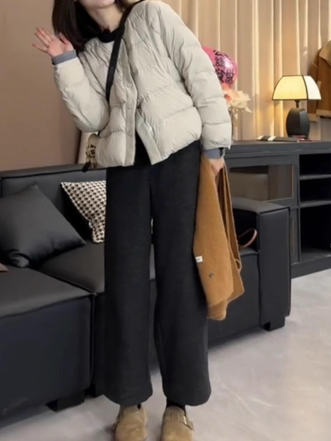 

Pear Shape Woolen Wide-Leg Pants for Women - Spring/Autumn Plus Size, Slimming Straight Nine-Point Casual Grandma Pants. 2XL
