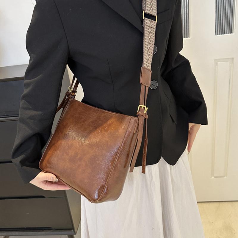 Shoulder Bags for Women Oil Wax Leather Handbag Tote Crossbody Bag Women Luxury Handbag Women Bags Designer Handbag High Quality