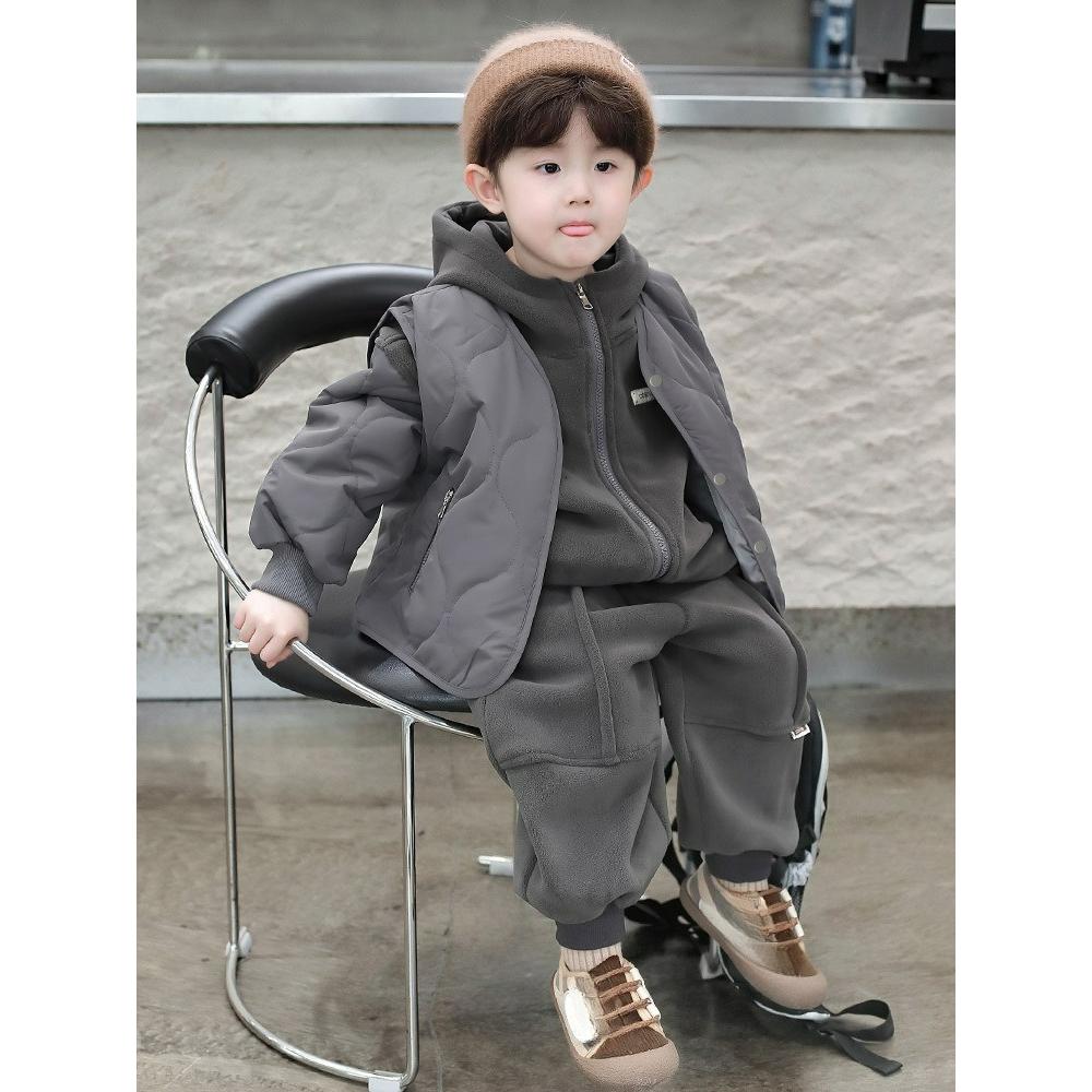 Boys' Winter Plus Velvet Suit, Children's Western Style Thickened Winter Baby Vest, Three-piece Trend