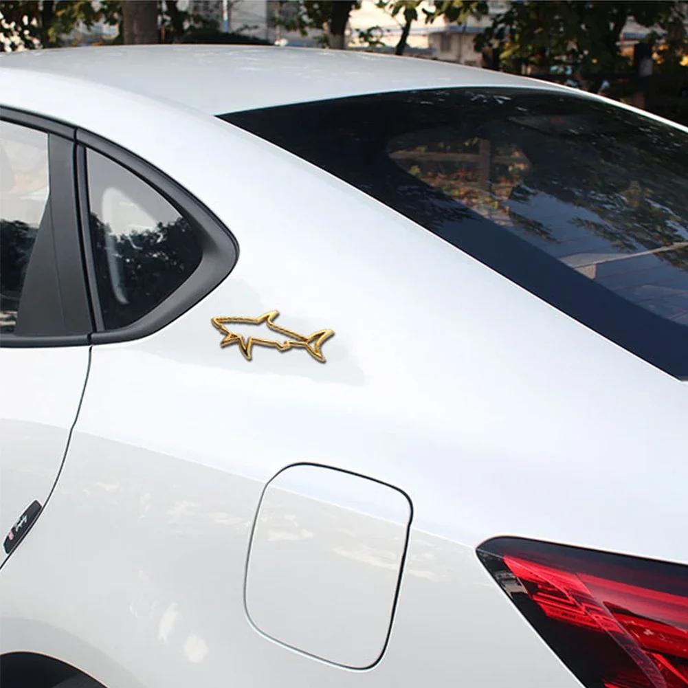 1Pcs 3D Metal Hollow Fish Shark Emblem Badge Decals for Car Motorcycle Computer Decals Car Styling Sticker Car Accessories