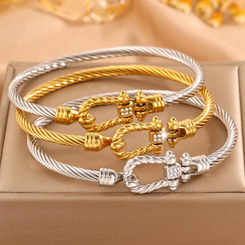 New Style Horseshoe Hook Twist Fashion Modern Simple Style Light Luxury Versatile Bracelet