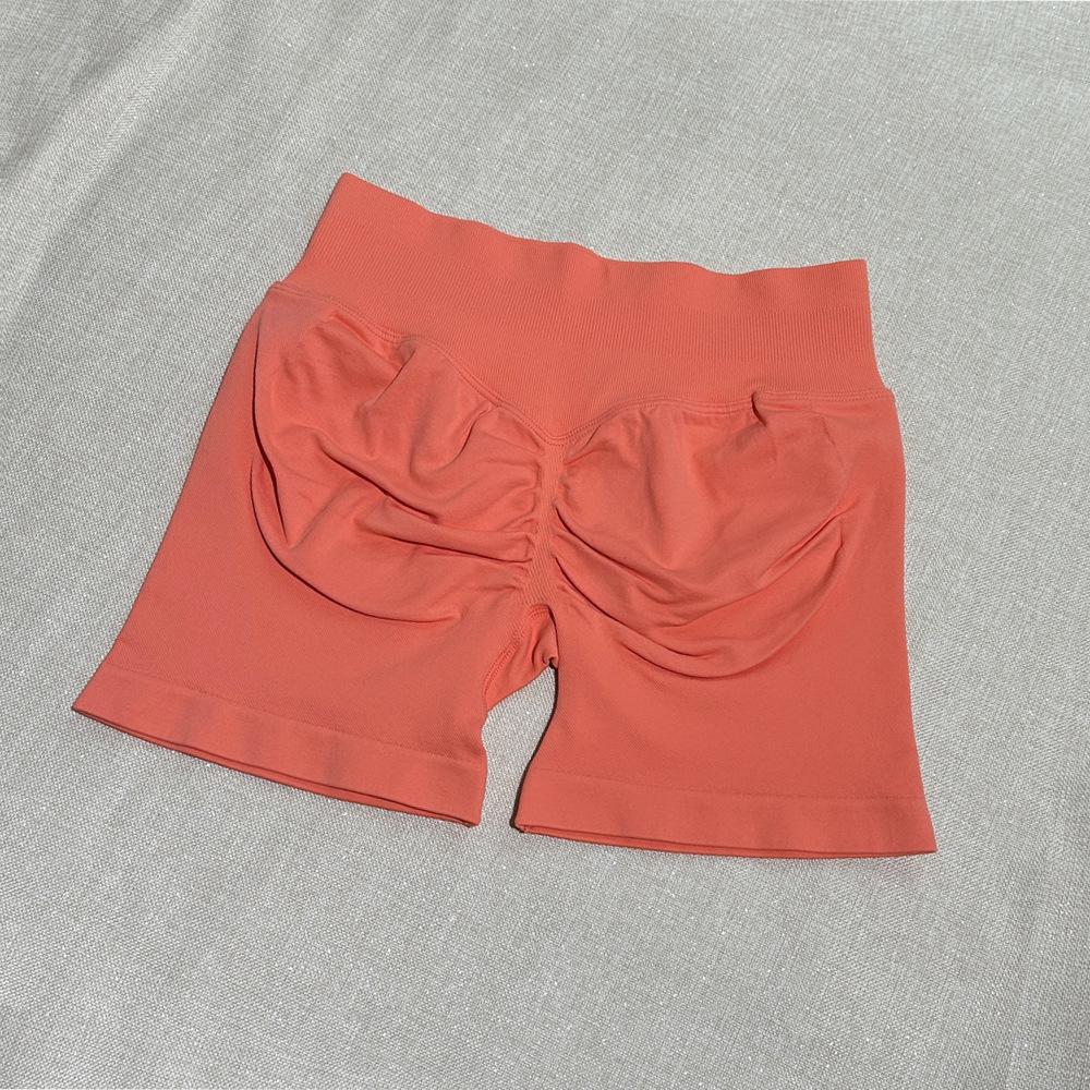 Candy Color Seamless Low-Waist Hip-Lifting Yoga Shorts (Three-Quarter Length)
