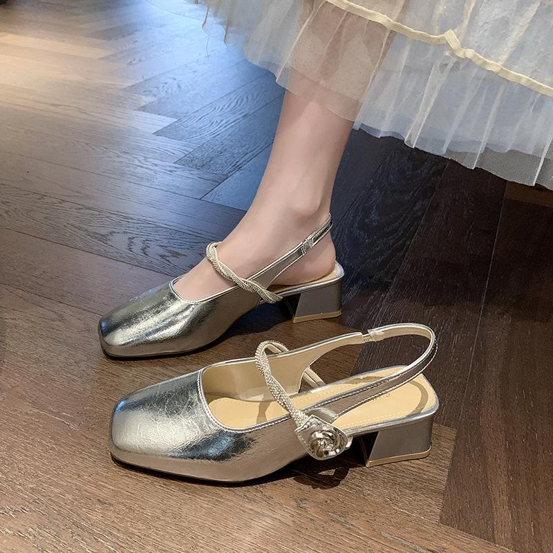 One Word with Square Head Thick Heel Bag Head Sandals Women's New Summer Wear Temperament Cool Slippers