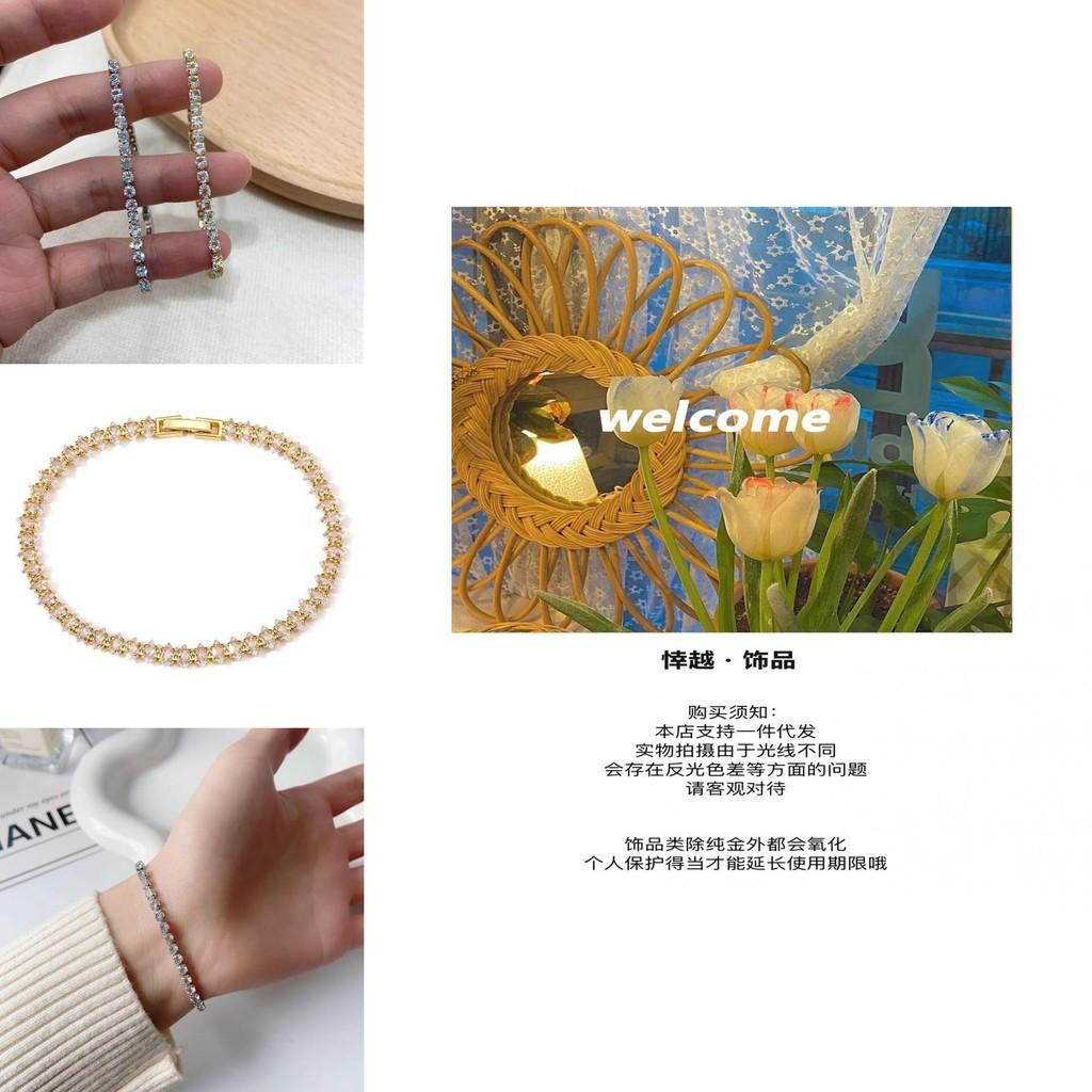 Geometrisches Hängearmband in Gold und Silber für Damen Moderner und raffinierter Look