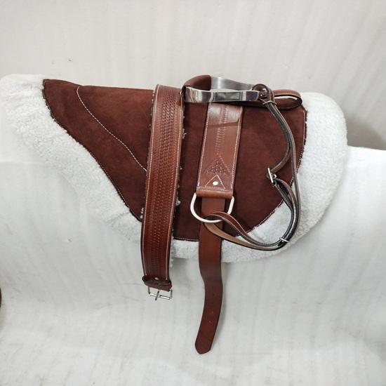 Western English Horse Riding Leather Bareback Pad Premium Treeless Horse Saddle .
