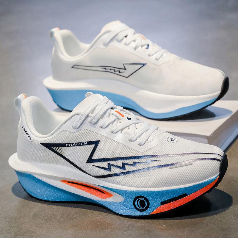 Neue Rennsport-Ultraleicht-Sportschuhe atmungsaktiv und vielseitig Paar Jugend täglicher Freizeit-Low-Top-Trainings-Laufschuhe