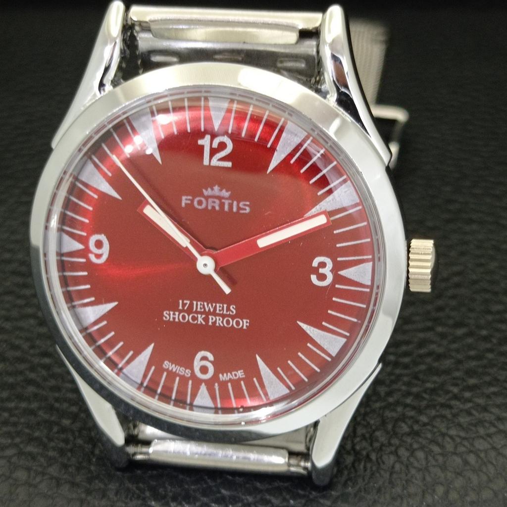 REFURBISHED VINTAGE HAND-WINDING SWISS MENS RED COLOR DIAL WATCH a701030-5 R205a-a701030