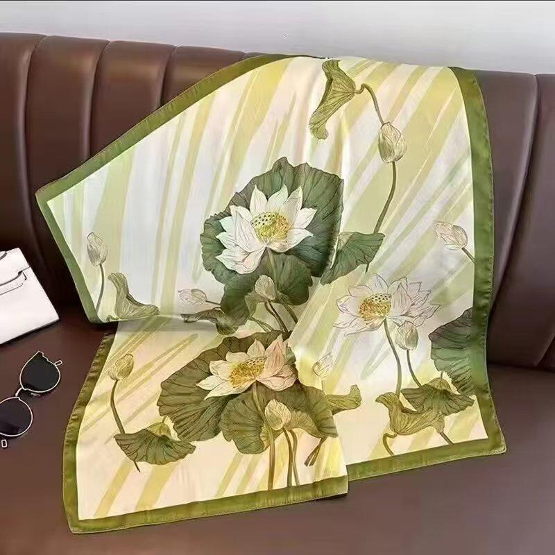 Neuer 70 * 70 cm quadratischer Schal im koreanischen Stil, Seidenschal, Ganzjahres-Sonnenschutzschal, Tasche binden, Stirnband, vielseitig