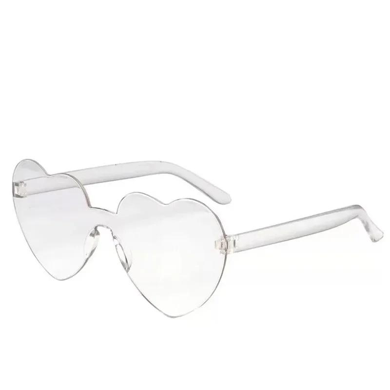 One Piece Love Heart Sunglasses Women Brand Designer Fashion Cute Sexy Retro Cheap Sun Glasses Red Female Sweet Eyewear Uv400