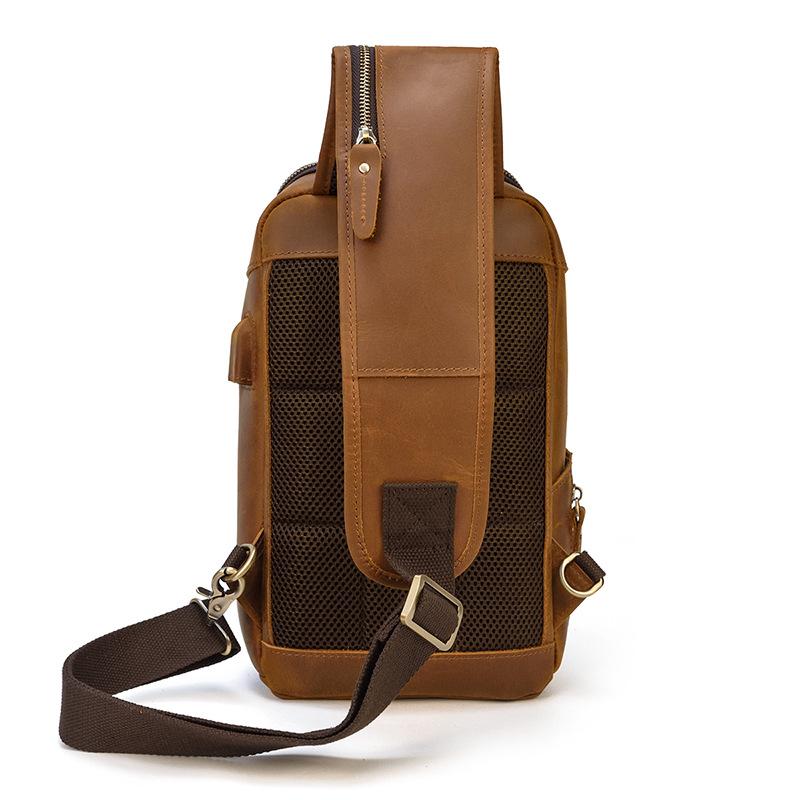 Retro Men'S Leather Breast Bag Usb Multifunctional Charging Crazy Horse Leather Crossbody Bag Men'S Shoulder Bag Large Capacity Backpack