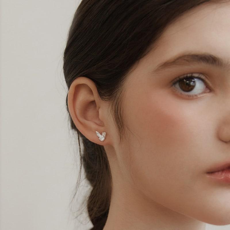 TATIANA (925 Silver) Wink Bunny Earrings EC3135