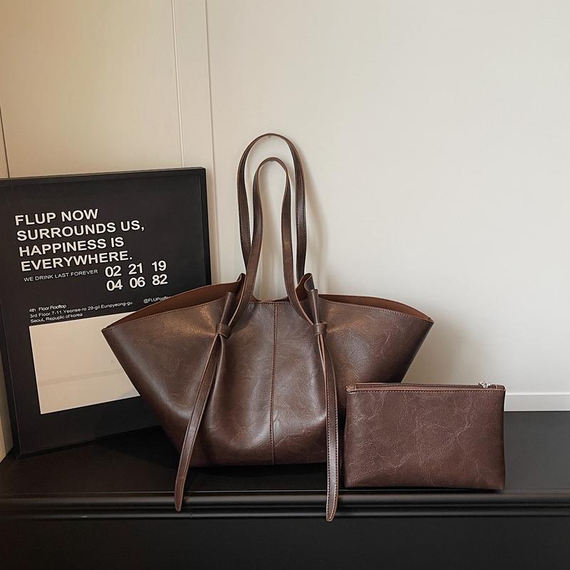 Vintage Light Luxury Large Capacity Tote Bag Bat Bag Bottom Wear-resistant Rivet Open Design Handbag Daily Commuting Shopping