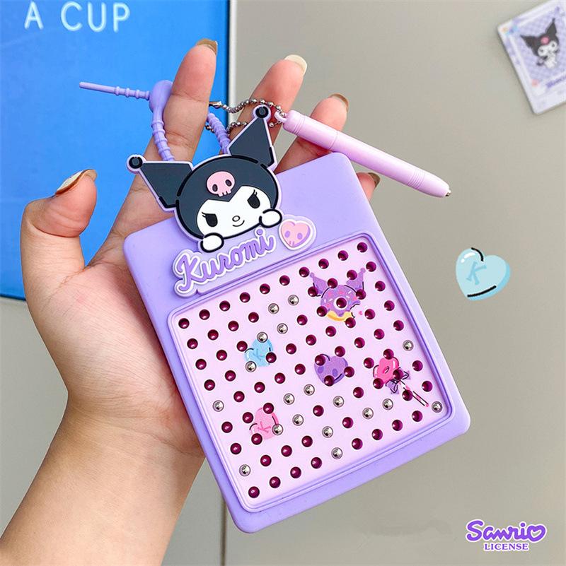 90 Billes Plateau à Dessin Magnétique Porte-clés Puzzle Jouet Anti-stress Pendentif Sac d'école Cadeau d'anniversaire