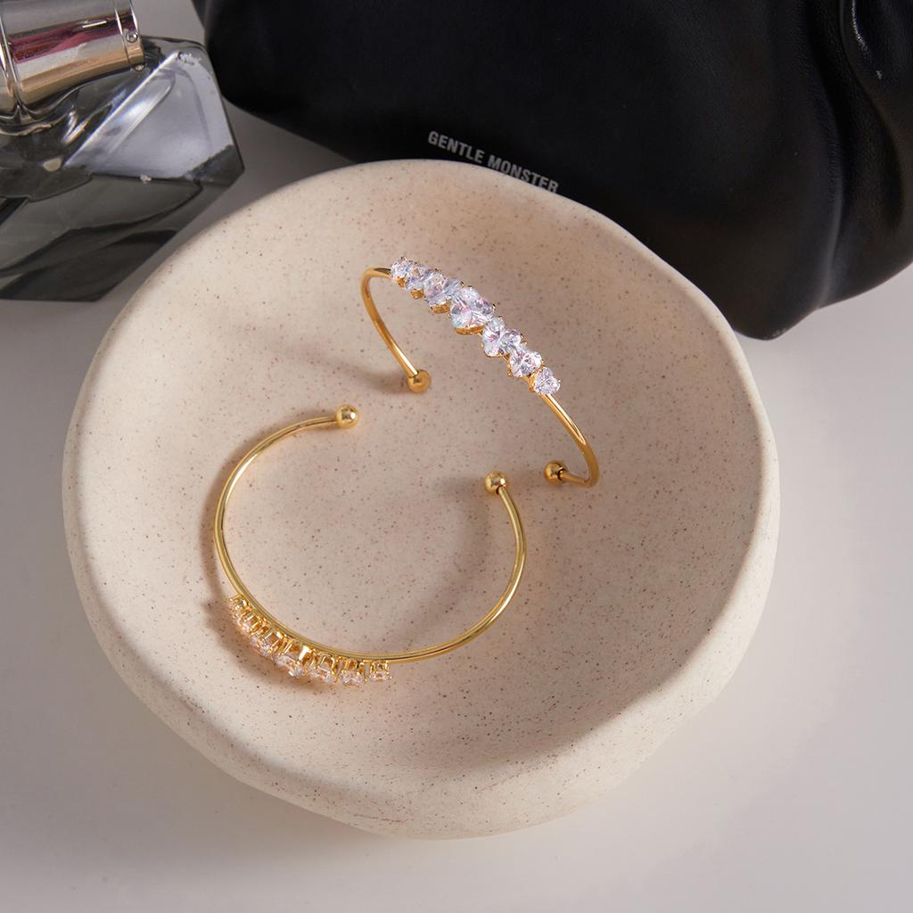 Yori Delicate Heart Shaped White Cubic Zirconia Open Bracelet Bangle Stainless Steel Rust Proof Office Ladies Chic Jewelry Gift