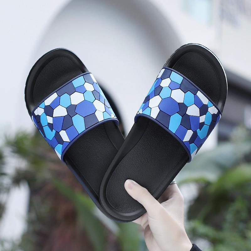Letní svrchní oděvy Trendy módní Pánské pantofle měkké spodní protiskluzové pantofle