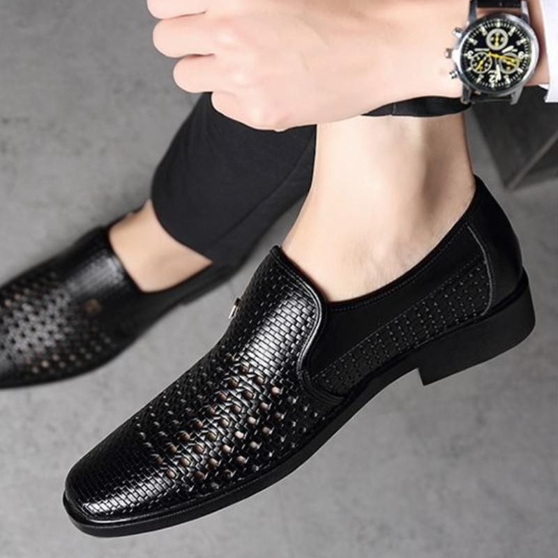 2025 Summer Men's Loafers New Hollow Breathable Slip-on Sandals Comfortable Soft Sole Business Formal Shoes Sandalias De Hombre