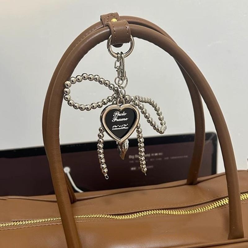 Cute Bowknot Heart Pendant Creative Delicate Beades Women Girl Hangbag Backpack Hanging Pandent CLE