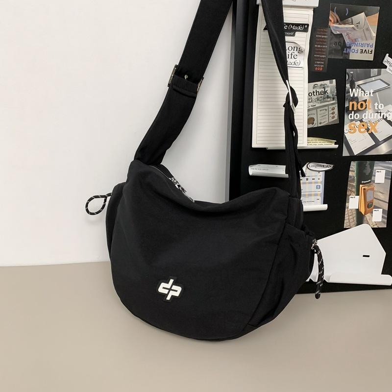 Flowers And Teenagers Have The Same Sports Messenger Bag, Men'S And Women'S Travel Bag, Shoulder Dumpling Bag, And Female College Student Backpack.