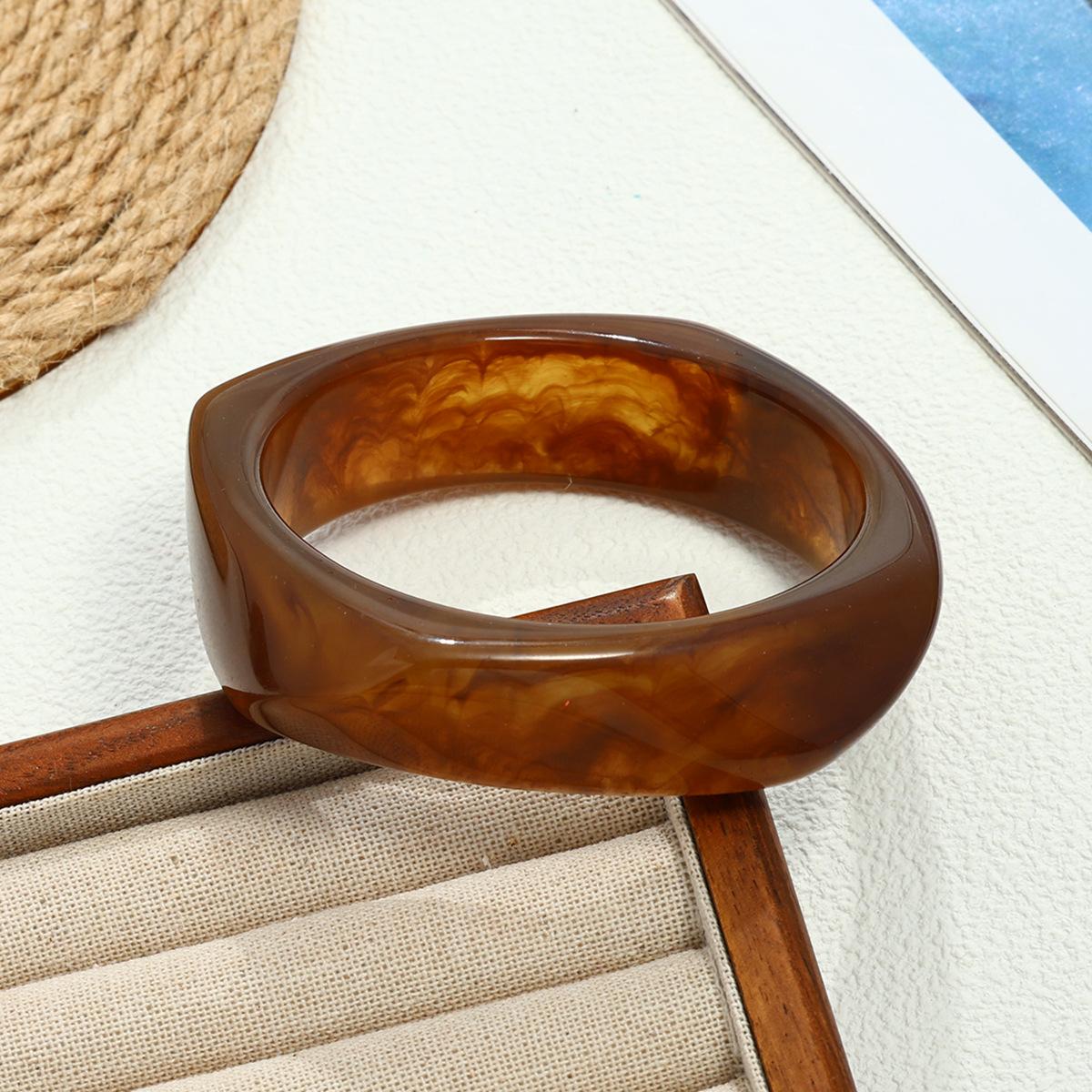 

Popular bracelet translucent smudged acrylic jewelry exaggerated ins curved resin bracelet jewelry
