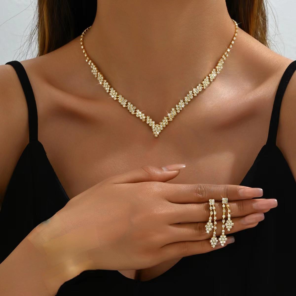 2026 Accessories Ladies Necklace Decoration Fashion Banquet Wedding Party Elegant Temperament Suit Necklace Earrings 45CM