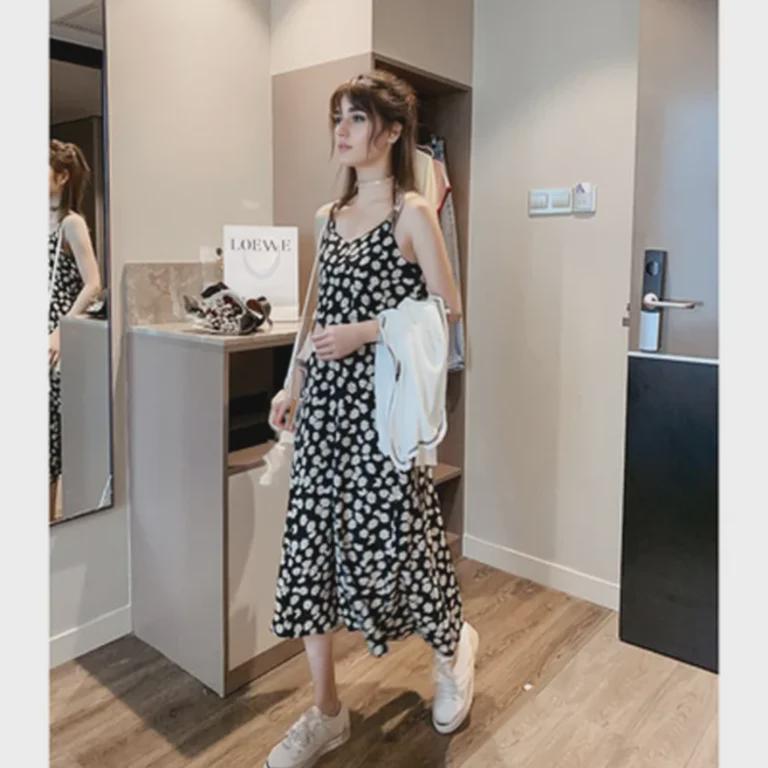 Daisy Chiffon Floral Dress with French Suspenders: Elegant & Slimming