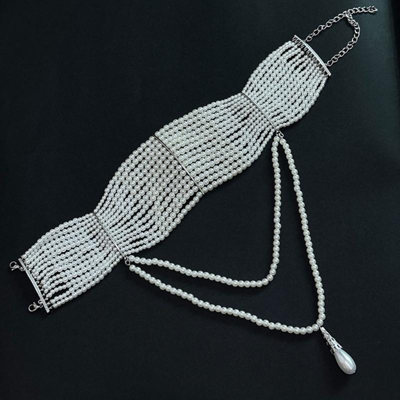 Elegant Multilayer Pearls Tassels Necklace Featuring Stylish Pearls and Gold Chain for Trendy Women Casual Wear