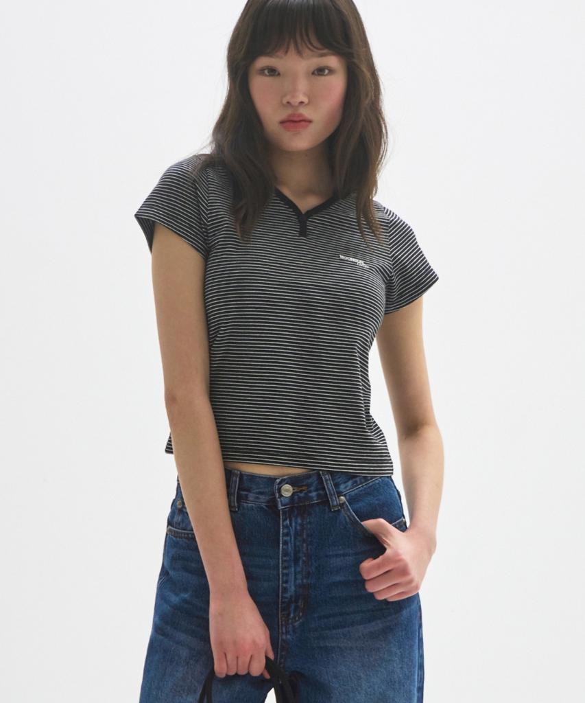 MOONSUN M.C Stripe Notch Neck T-Shirt / Black