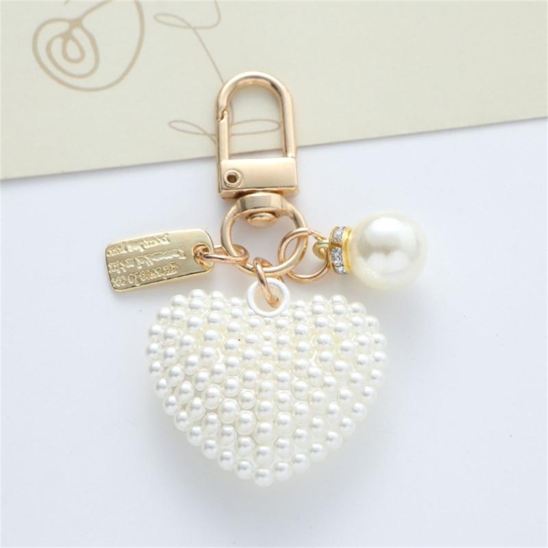Trendy Pearls Heart Keychain Accessory Sturdy Heart Keychain With Pearls and Rose Charm For Social Event And Outings