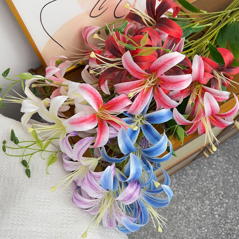 Lifelike 3D Lily Flower Arrangement for Home & Wedding Decor